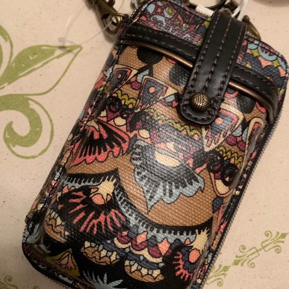 💯 Sakroots NWT Smartphone Wristlet